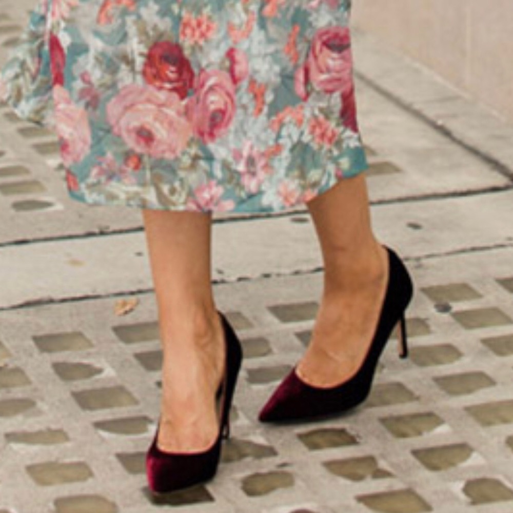 Old Navy Maroon Velvet Heels